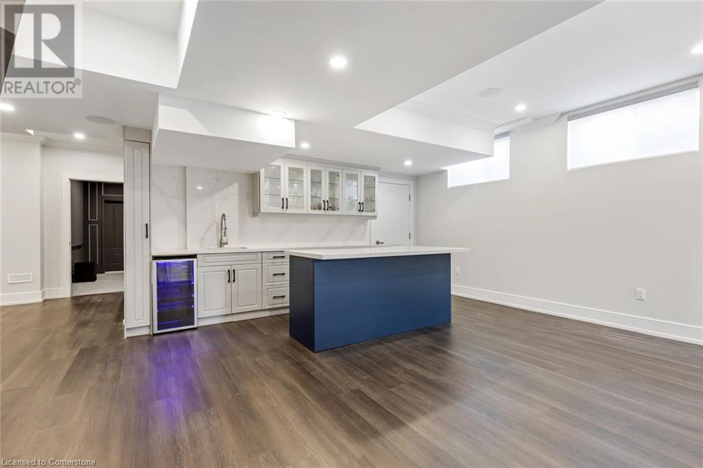 Photo 33 of 265 Woodale Avenue, Oakville ON