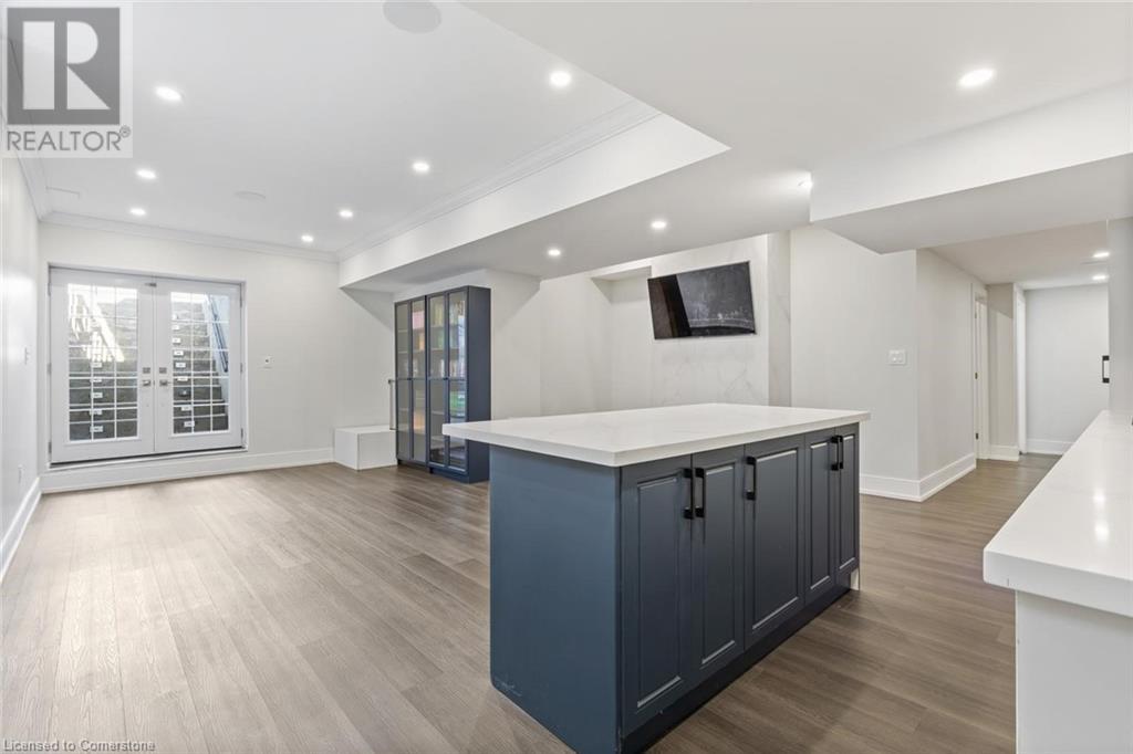 Photo 35 of 265 Woodale Avenue, Oakville ON