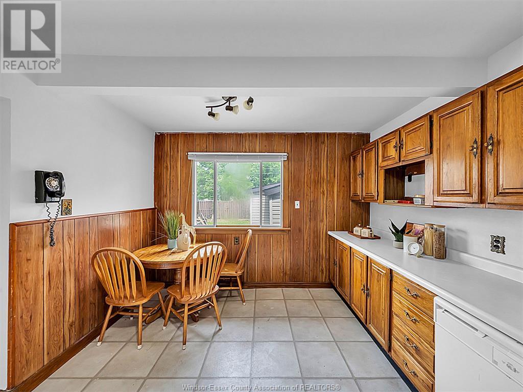 Photo 19 of 528 Partington, Windsor ON