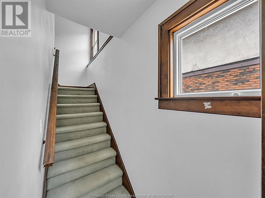 Photo 13 of 528 Partington, Windsor ON