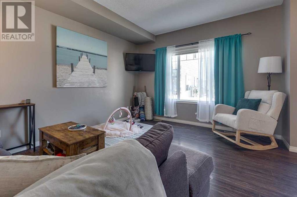 Photo 7 of 110 50 Lucky Place, Sylvan Lake AB