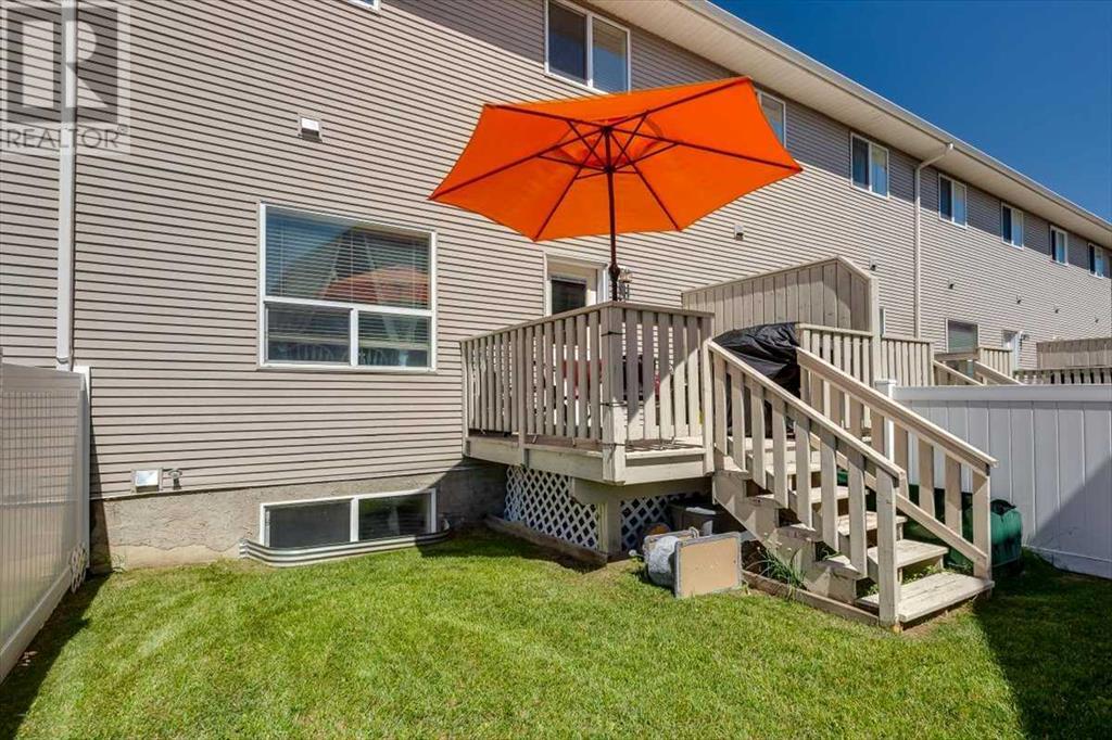 Photo 29 of 110 50 Lucky Place, Sylvan Lake AB