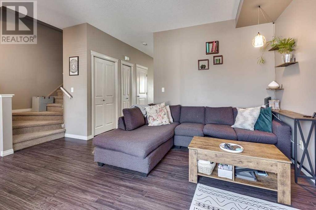 Photo 1 of 110 50 Lucky Place, Sylvan Lake AB