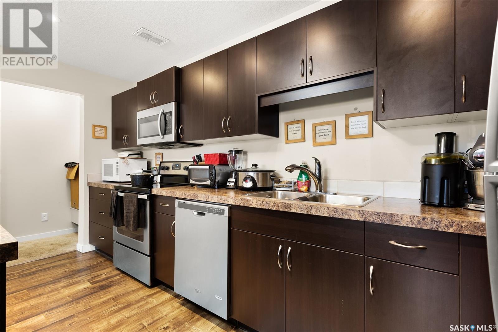 Photo 13 of 34 B 4533 Delhaye Way, Regina SK