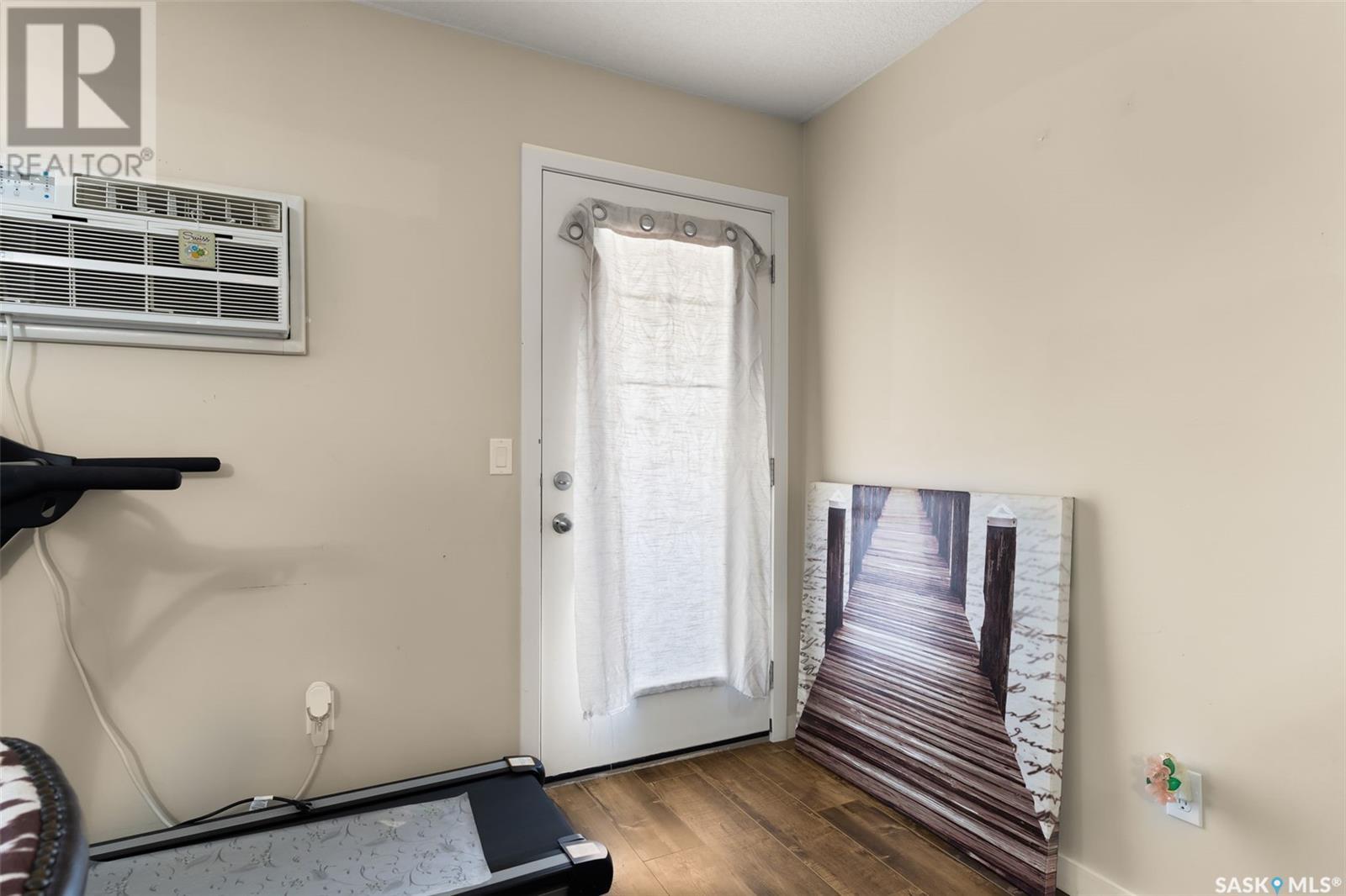 Photo 25 of 34 B 4533 Delhaye Way, Regina SK