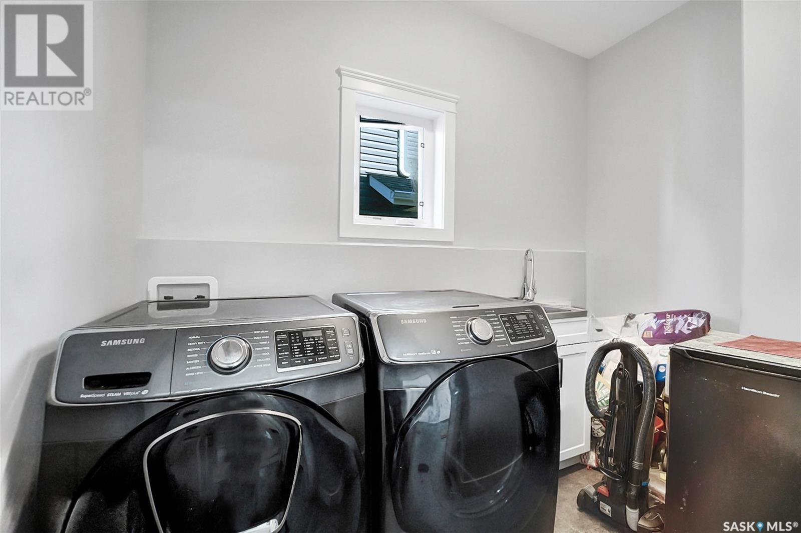 Photo 10 of 226 Gillies Street, Saskatoon SK
