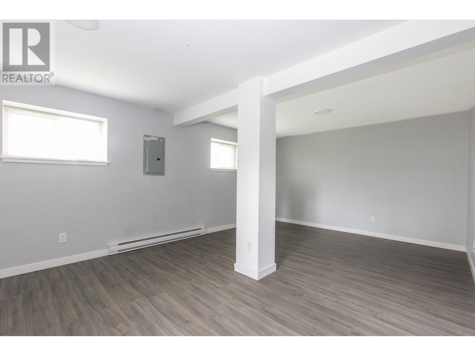 1980 GARIBALDI WAY, Squamish