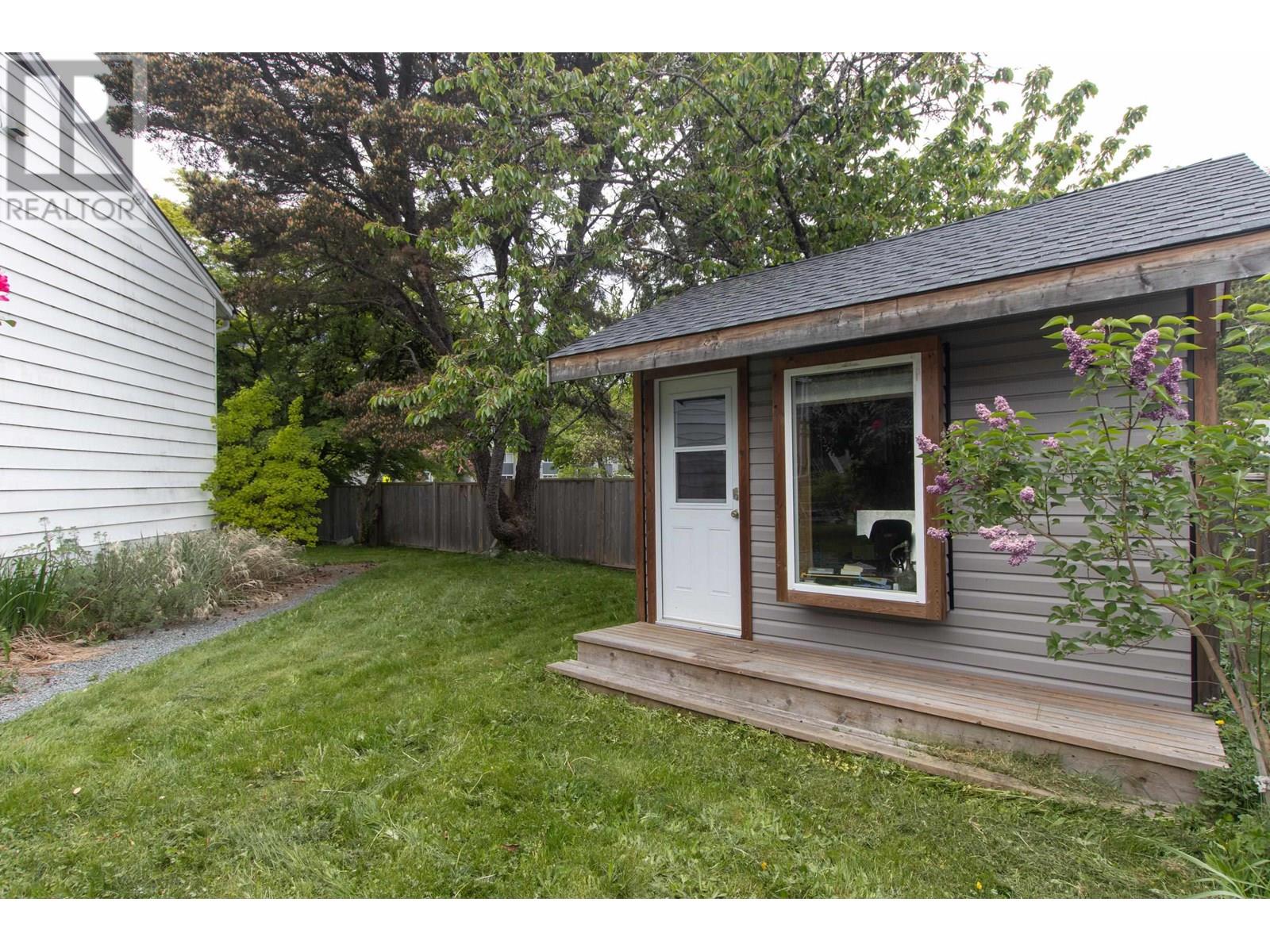 1980 GARIBALDI WAY, Squamish