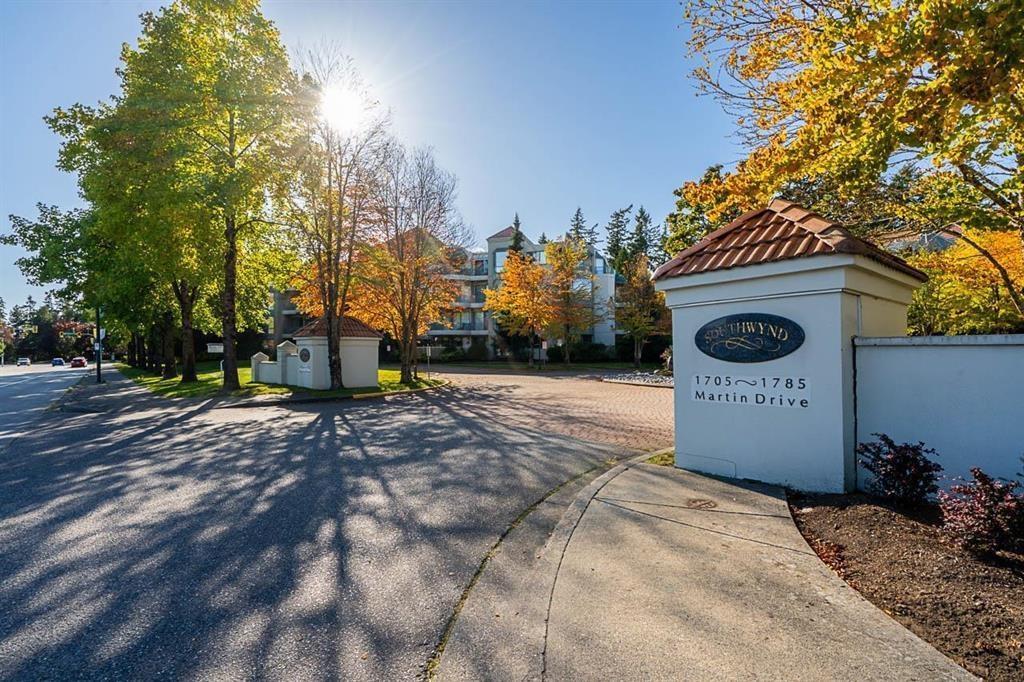 Photo 1 of 407 1765 Martin Drive, Surrey BC