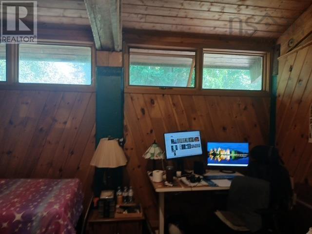 Property 5 of 32 of 1413 West Caledonia Road