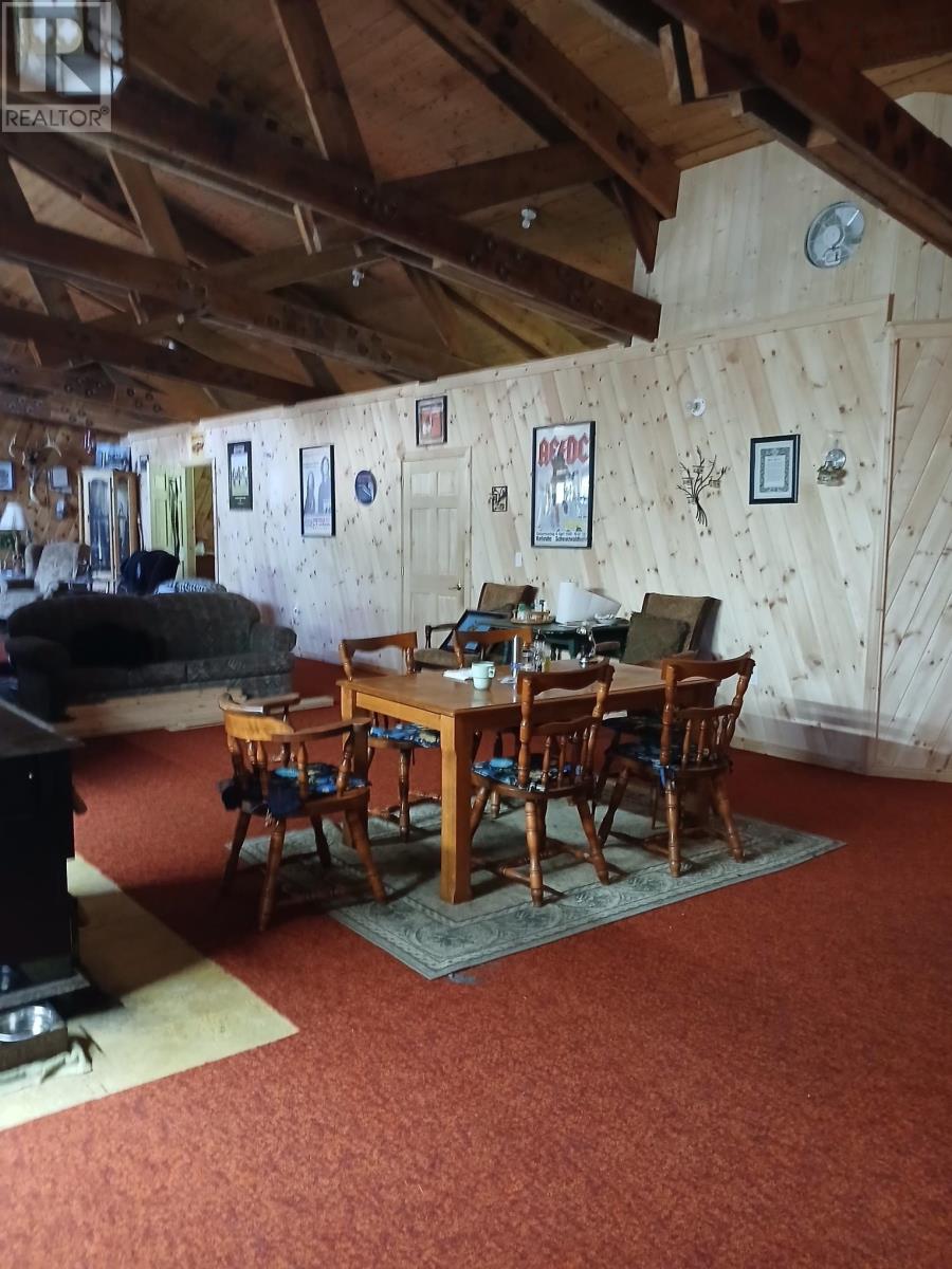 Property 20 of 32 of 1413 West Caledonia Road