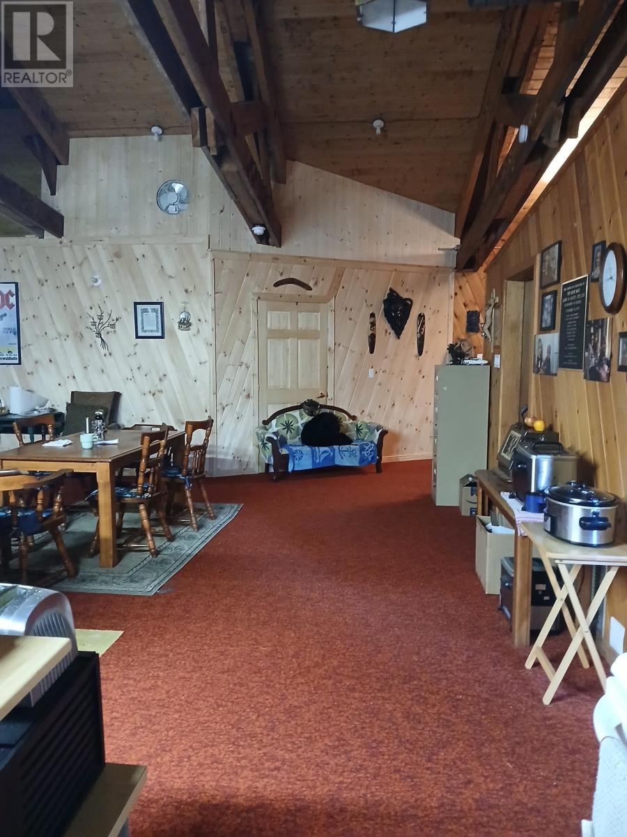 Property 18 of 32 of 1413 West Caledonia Road