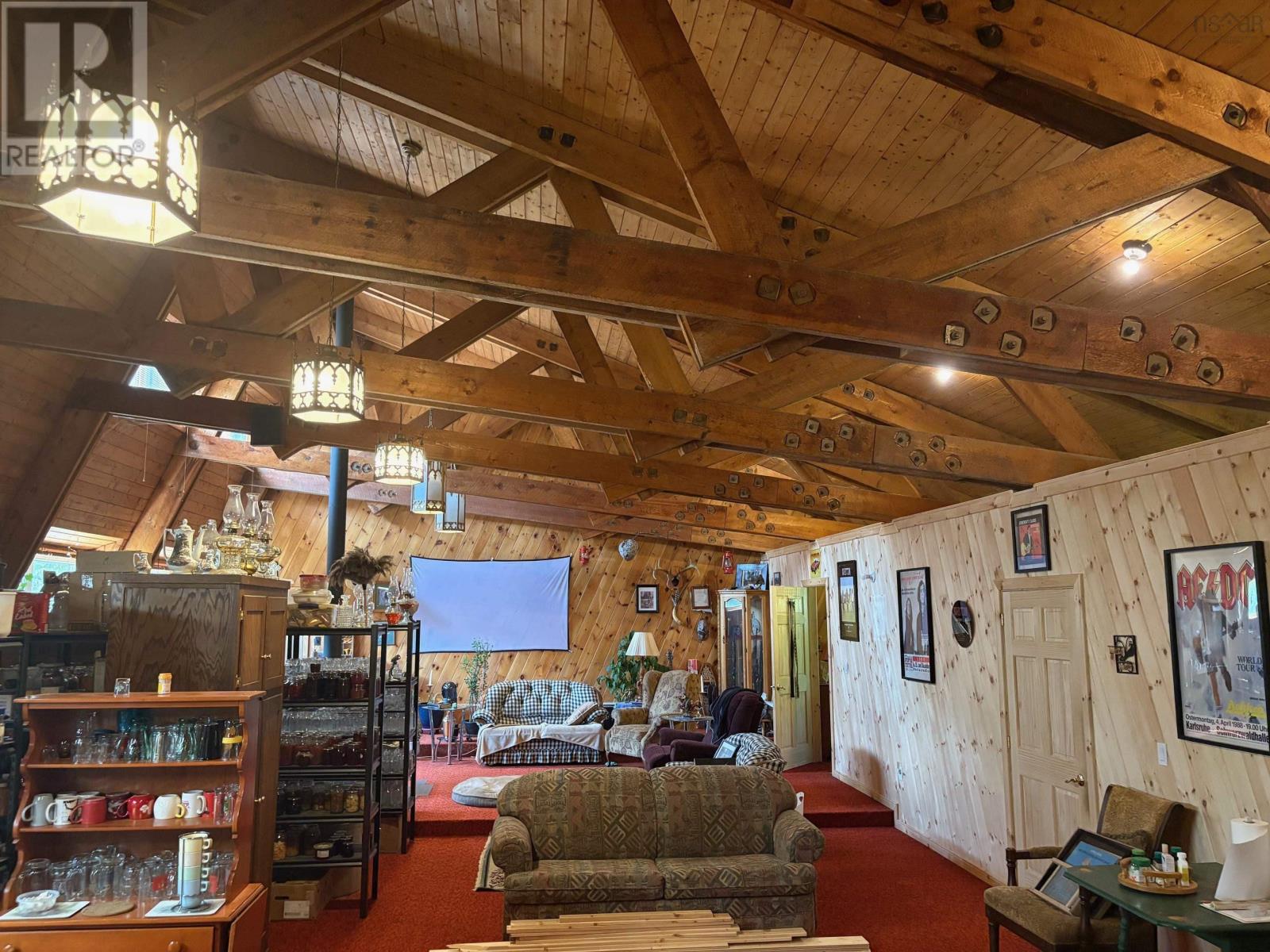 Property 8 of 32 of 1413 West Caledonia Road