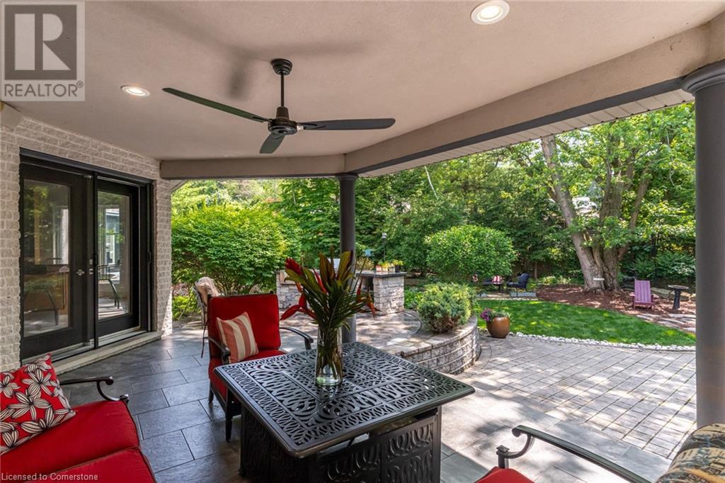 Photo 33 of 34 Harrington Place, Ancaster ON