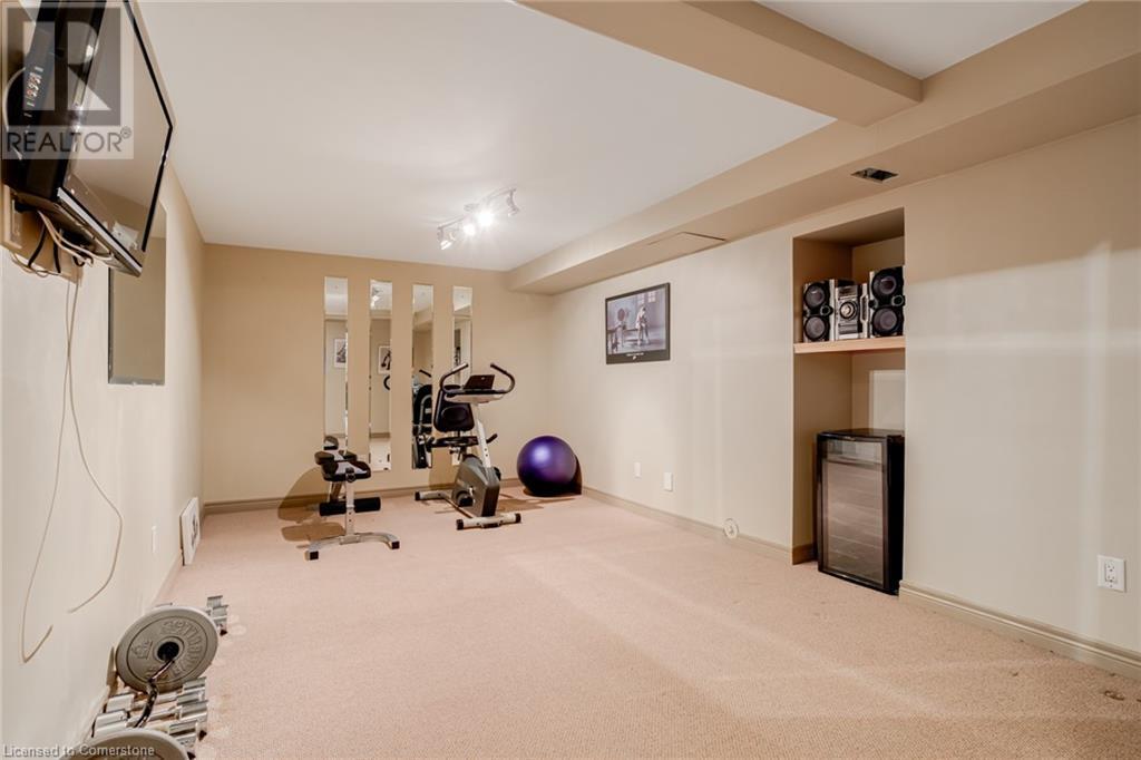 Photo 38 of 34 Harrington Place, Ancaster ON