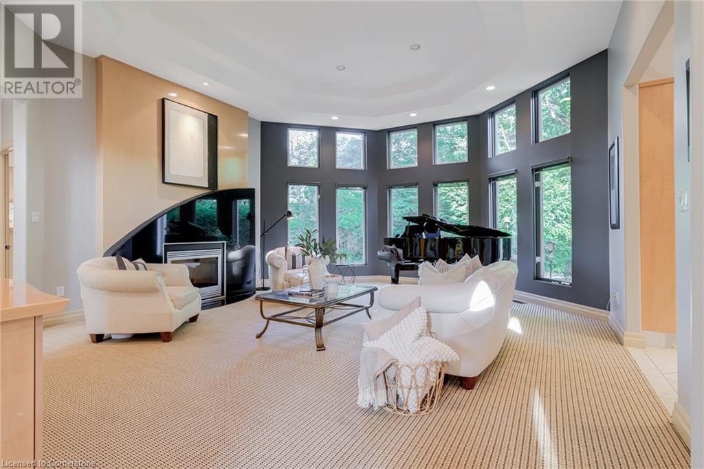 Photo 16 of 34 Harrington Place, Ancaster ON