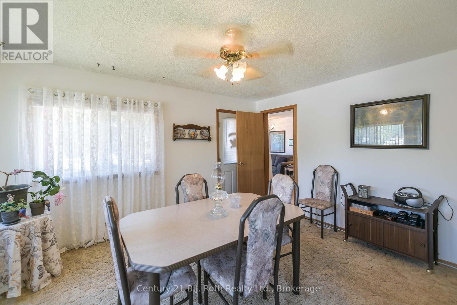 Photo 24 of 4202 Canal Road, Severn ON