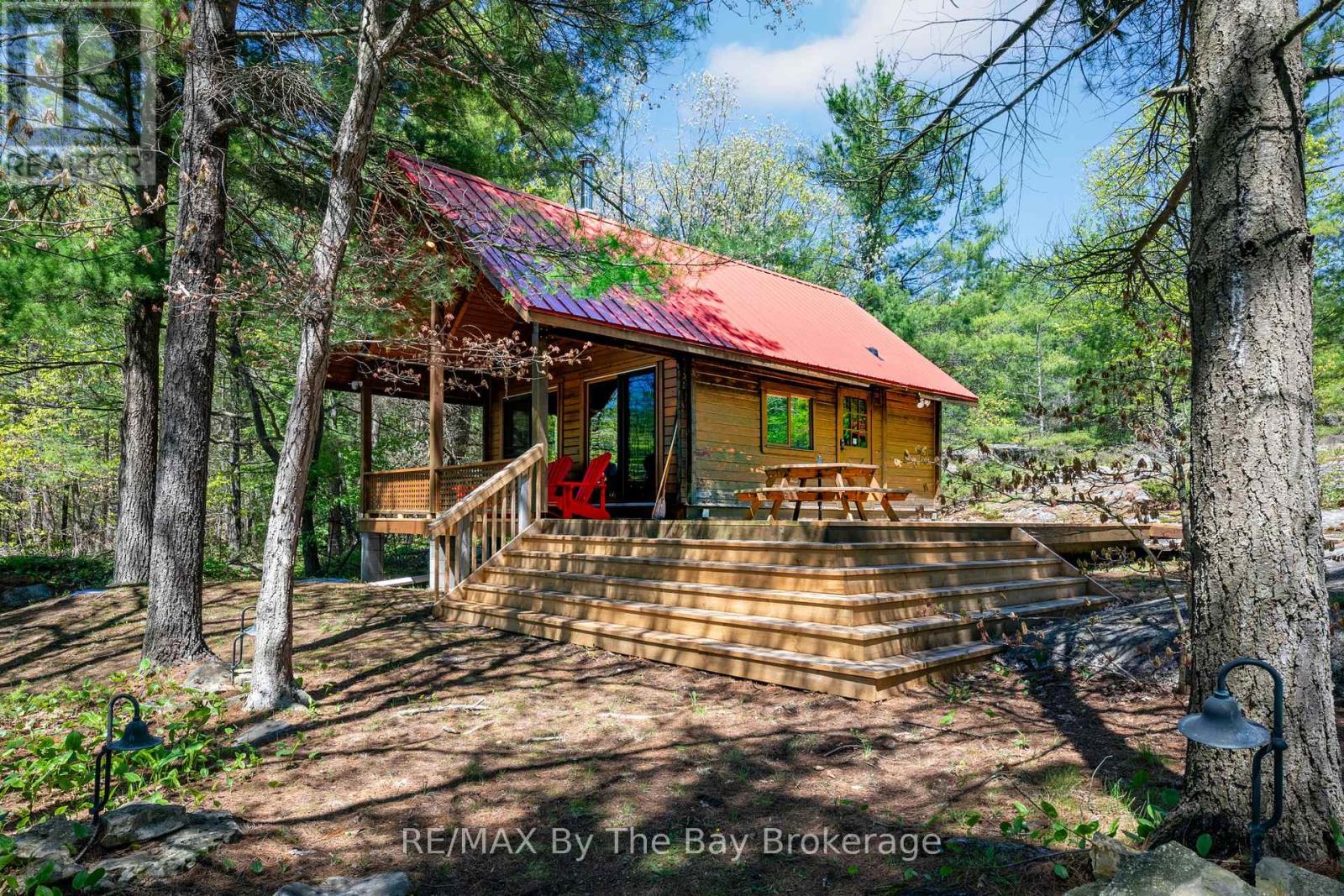 Photo 4 of 261 Kim T Lane, Georgian Bay ON