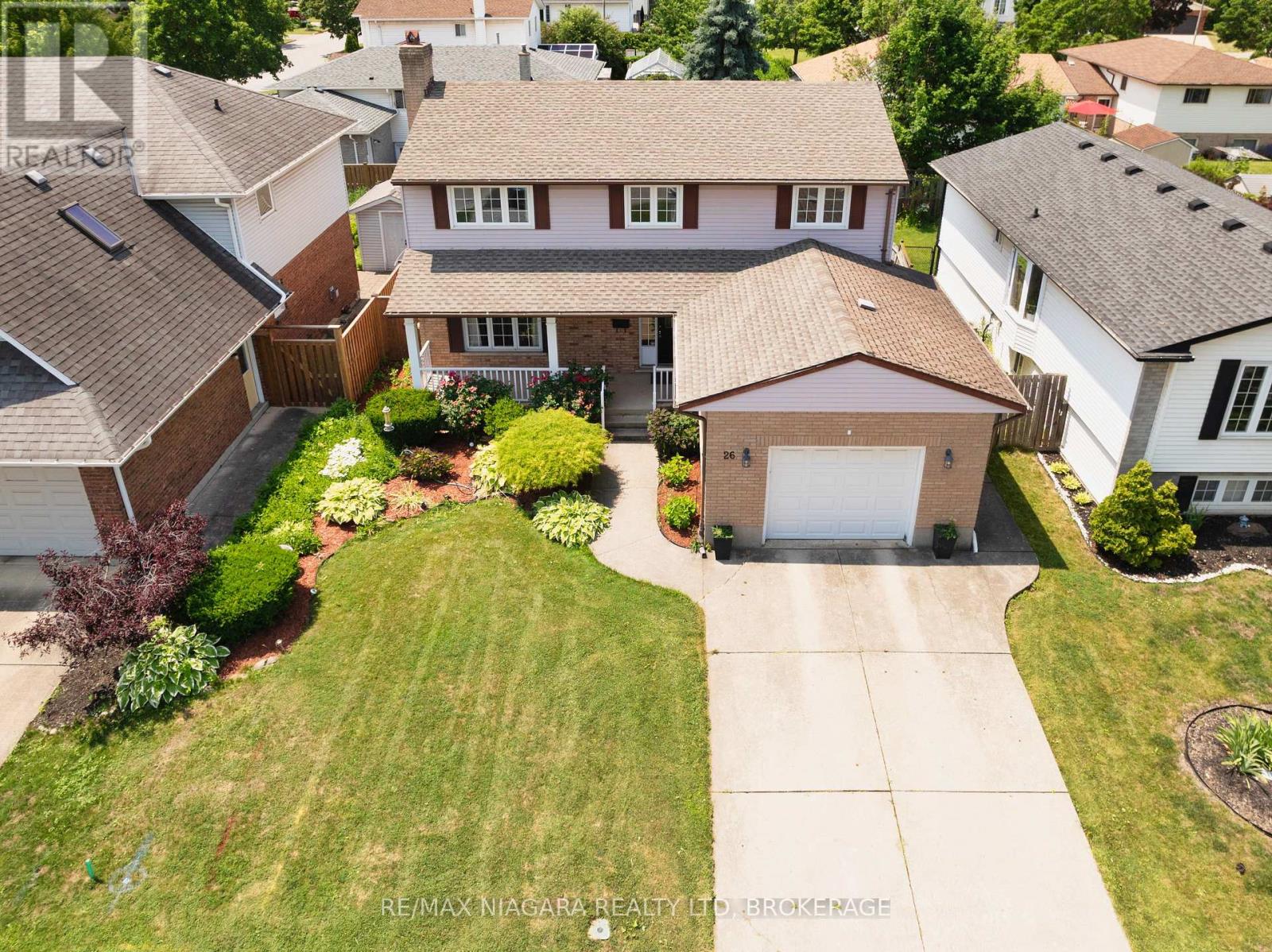 Photo 34 of 26 Crestcombe Road, St Catharines ON