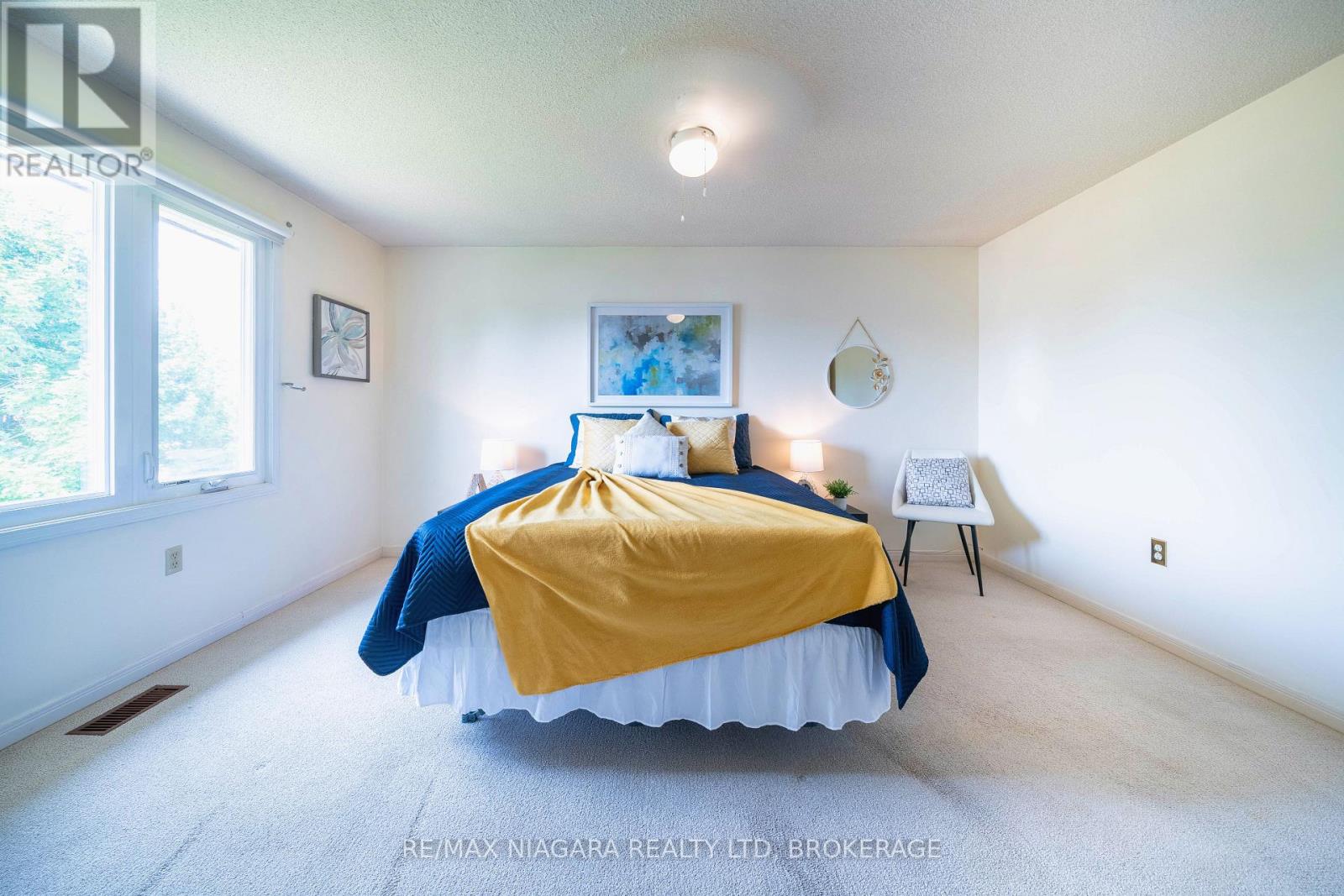 Photo 26 of 26 Crestcombe Road, St Catharines ON