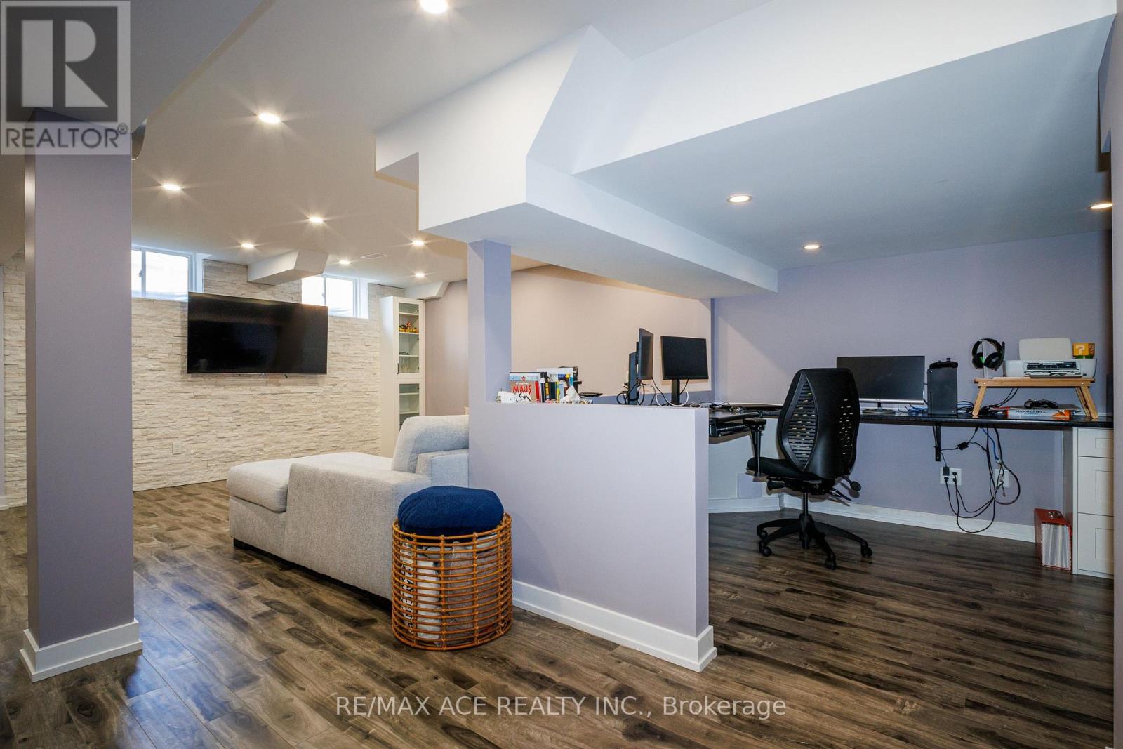 Photo 14 of 34 Albert Christie Street, Clarington ON