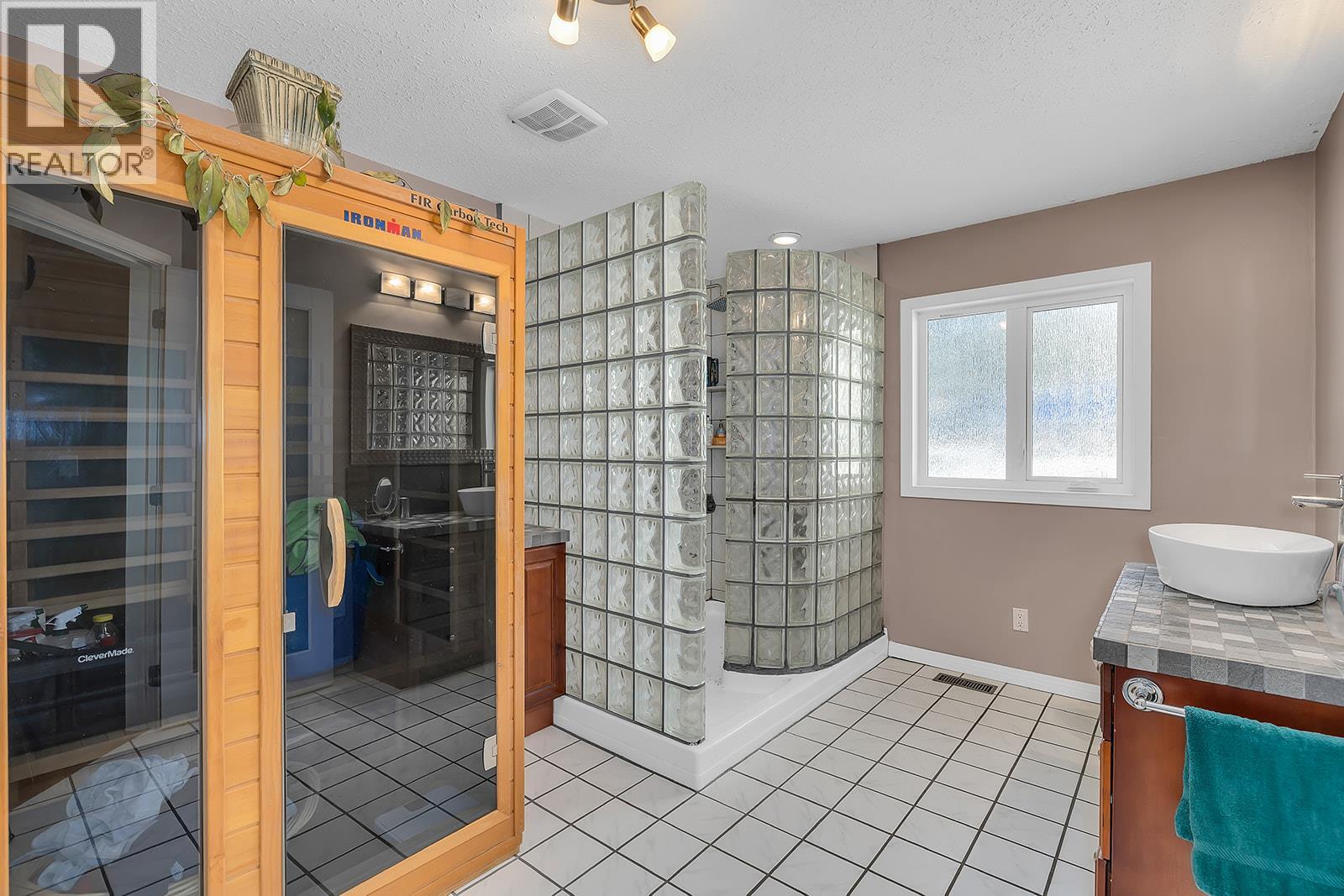 Photo 49 of 7992 Falcon Ridge Crescent, Kelowna BC