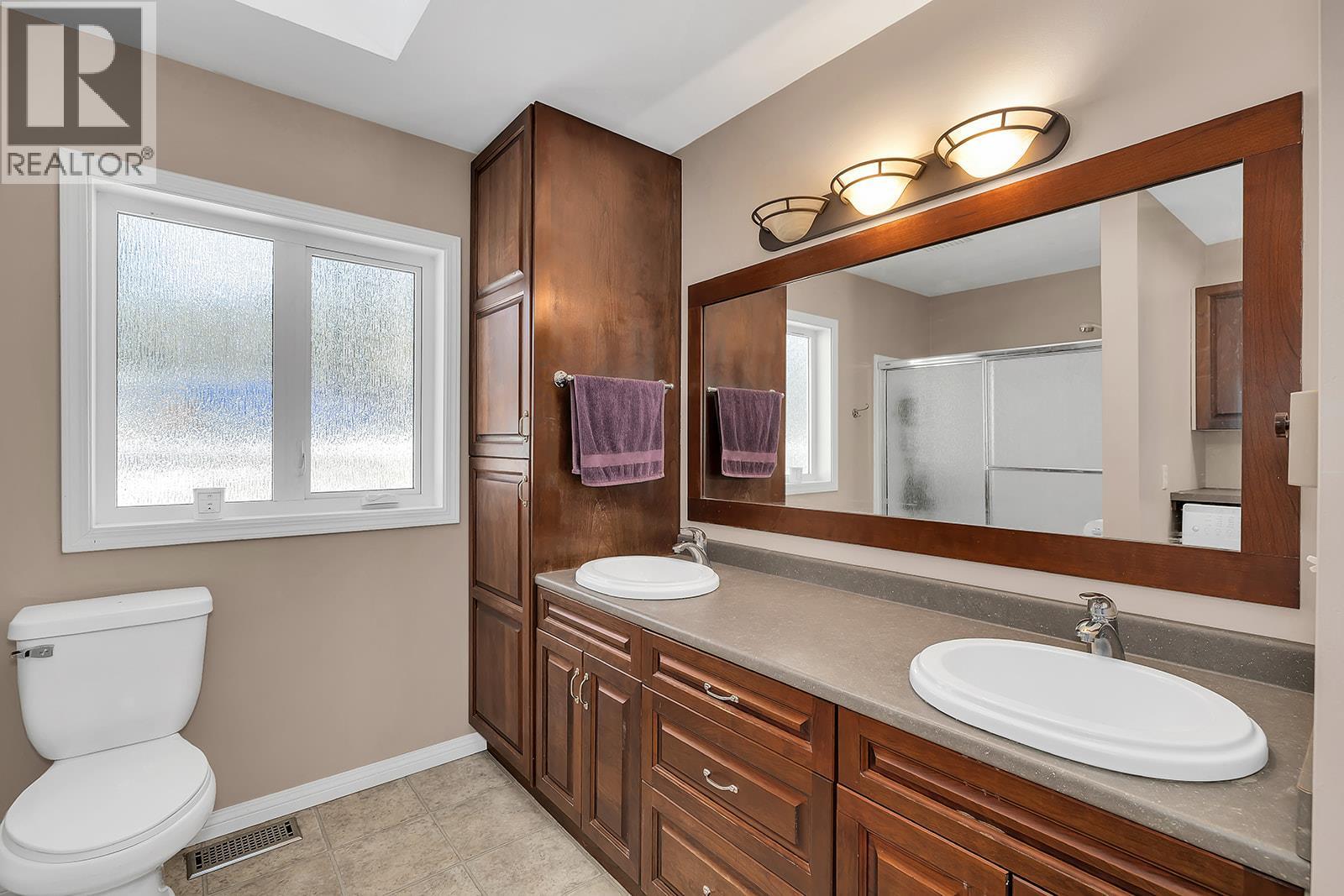 Photo 36 of 7992 Falcon Ridge Crescent, Kelowna BC