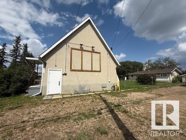 Photo 5 of 15911 107 A Av Nw, Edmonton AB