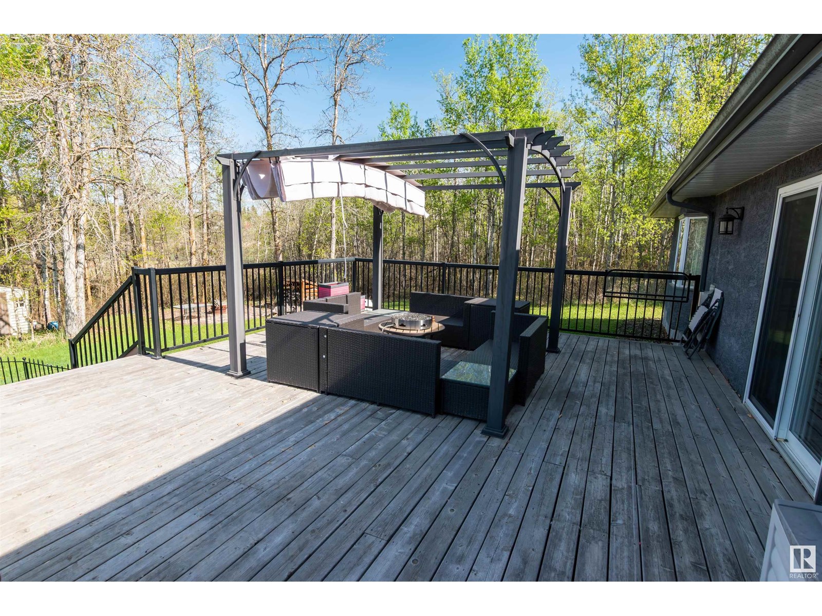 Photo 43 of 26 21357 Wye Rd, Rural Strathcona County AB
