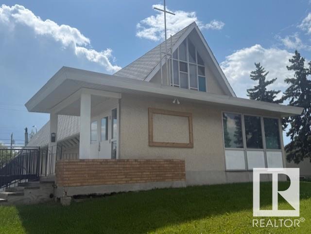 Photo 2 of 15911 107 A Av Nw, Edmonton AB