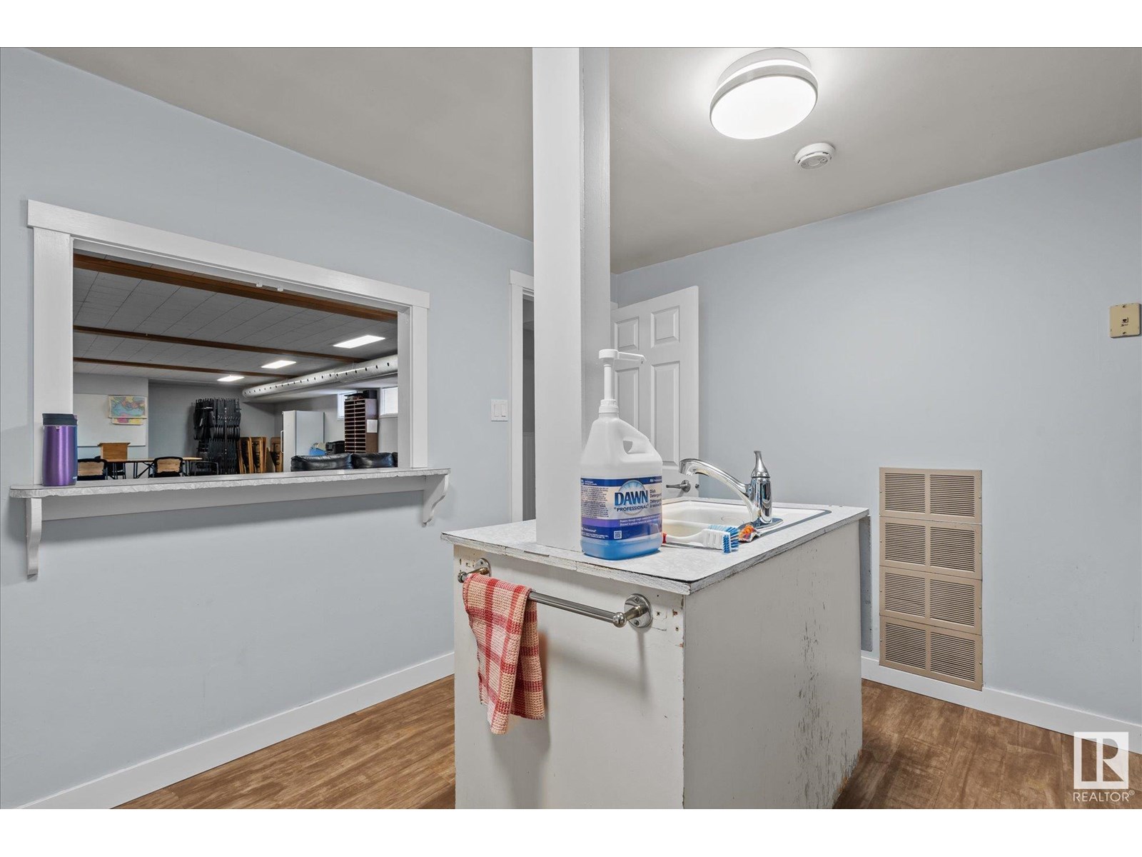 Photo 30 of 15911 107 A Av Nw, Edmonton AB