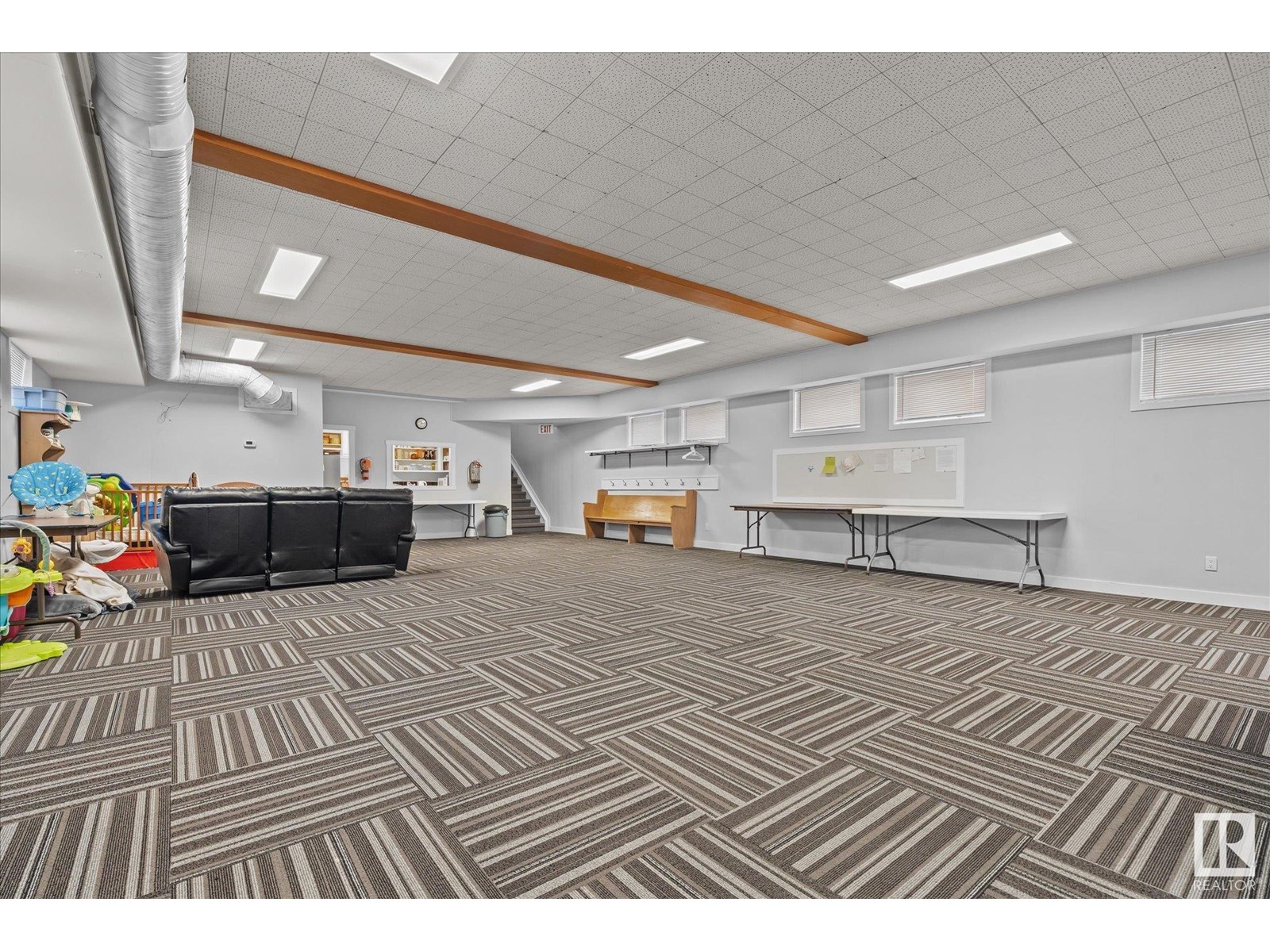 Photo 20 of 15911 107 A Av Nw, Edmonton AB