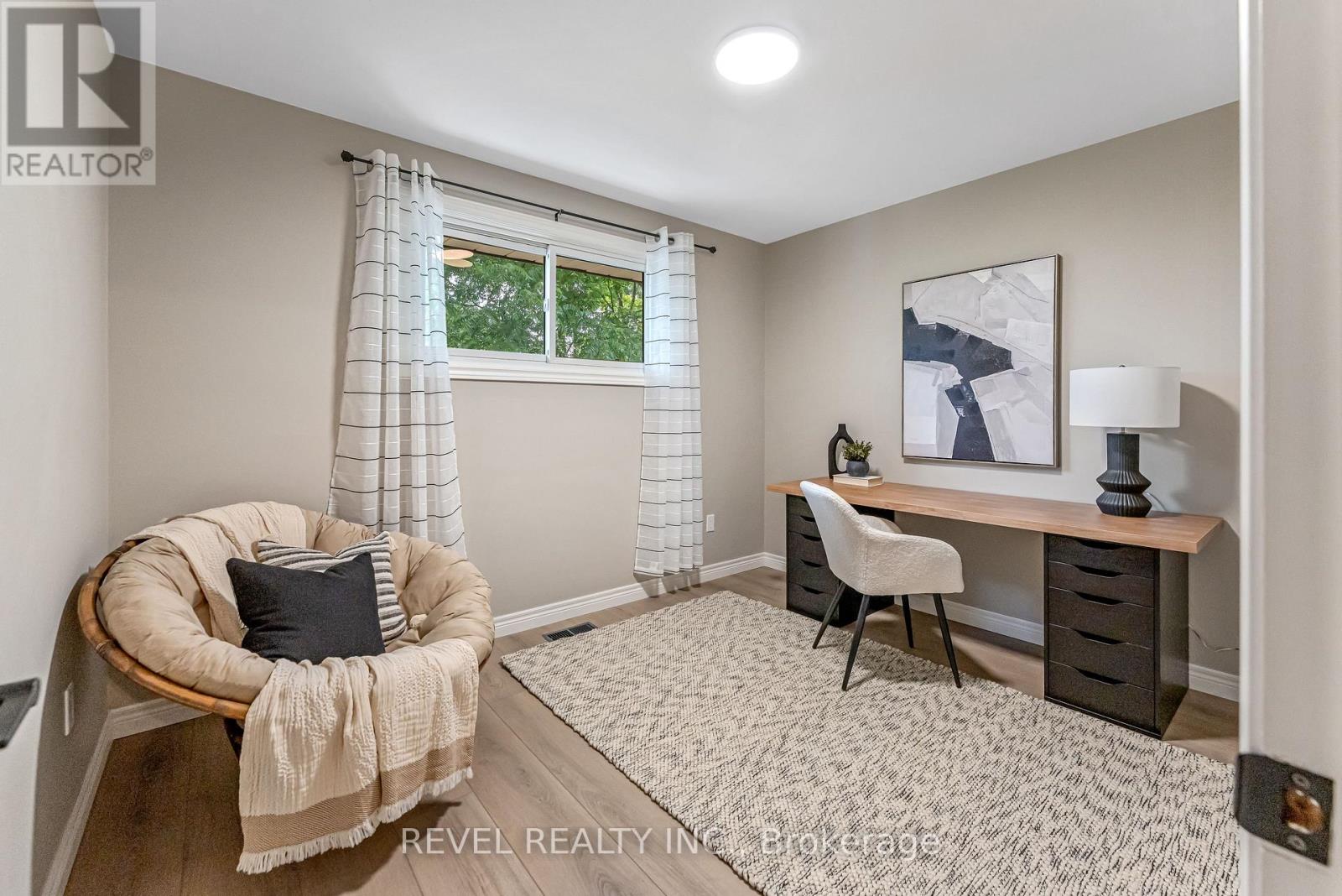 Photo 17 of 323 Hixon Road, Hamilton ON
