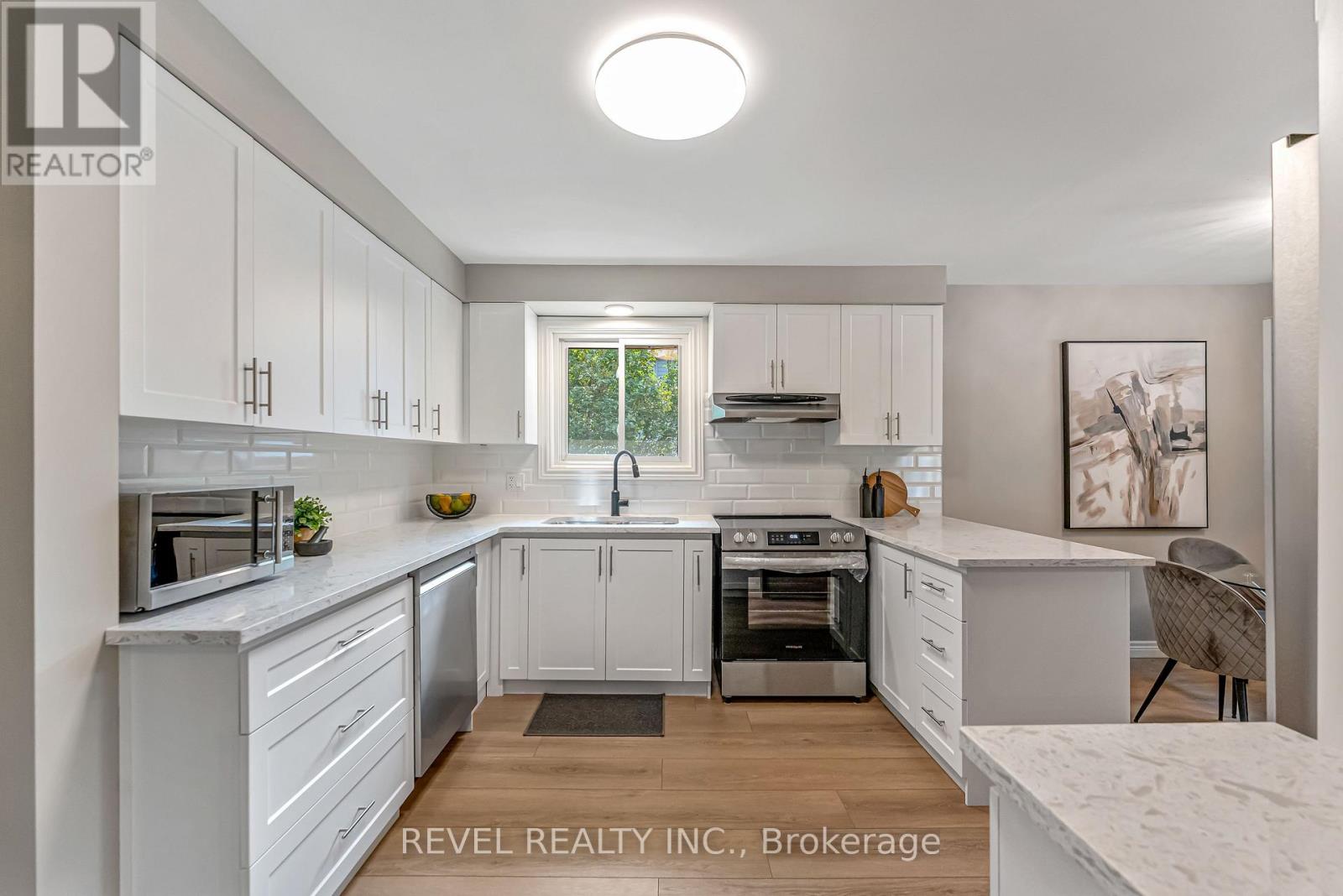 Photo 9 of 323 Hixon Road, Hamilton ON