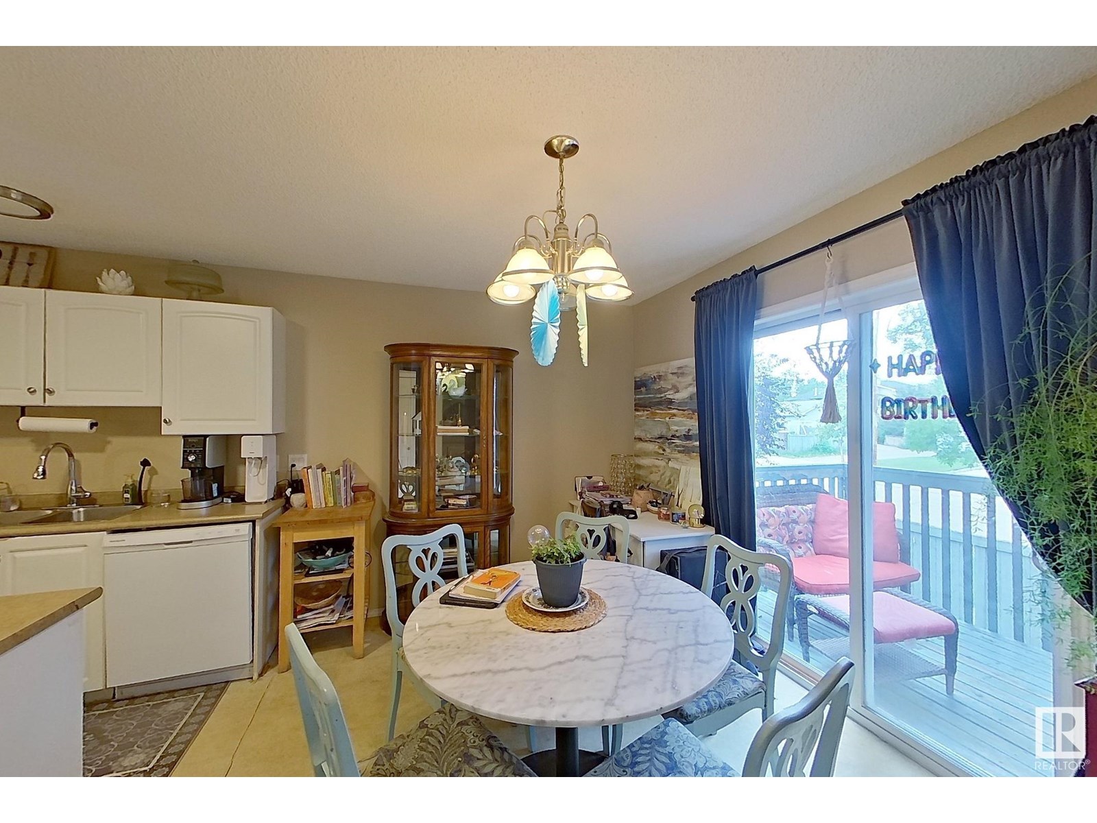 Photo 10 of 10 16777 91 Street Nw, Edmonton AB
