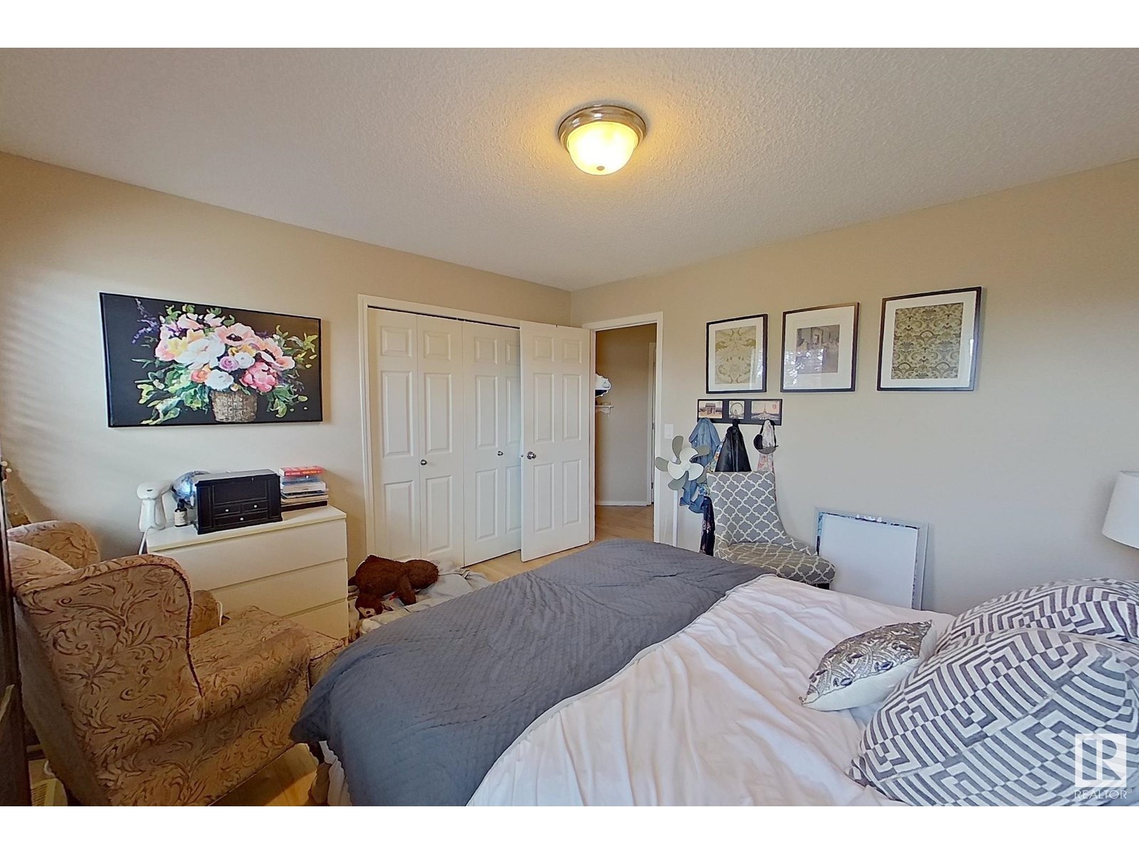 Photo 14 of 10 16777 91 Street Nw, Edmonton AB
