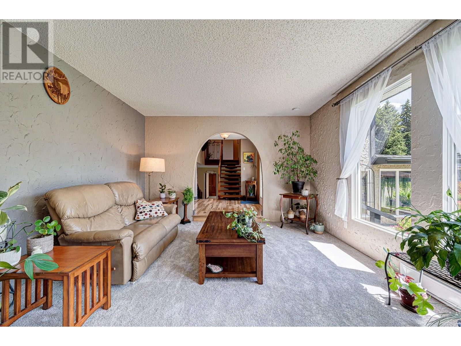Photo 30 of 17 Pine Crescent, Fernie BC