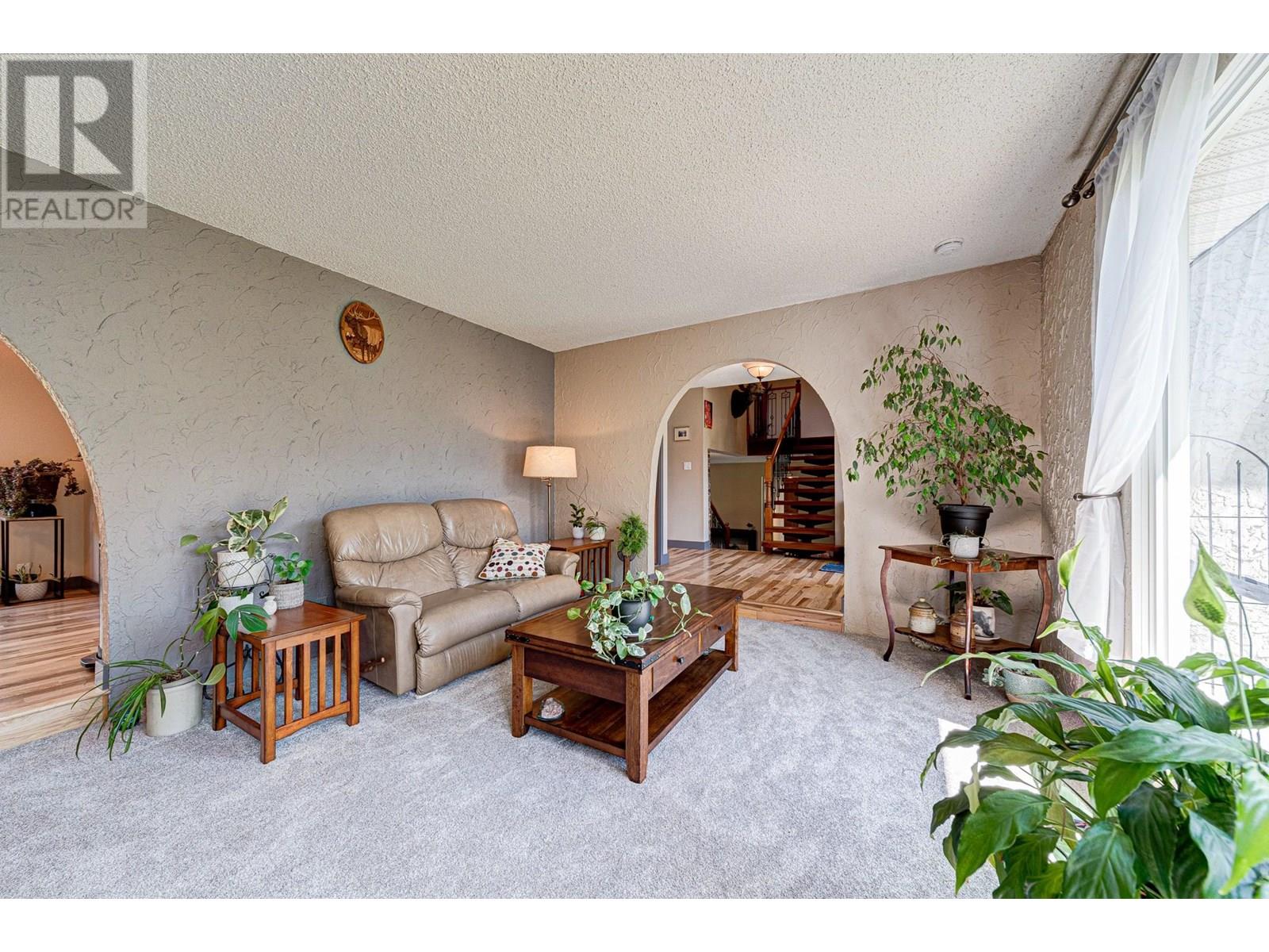 Photo 67 of 17 Pine Crescent, Fernie BC