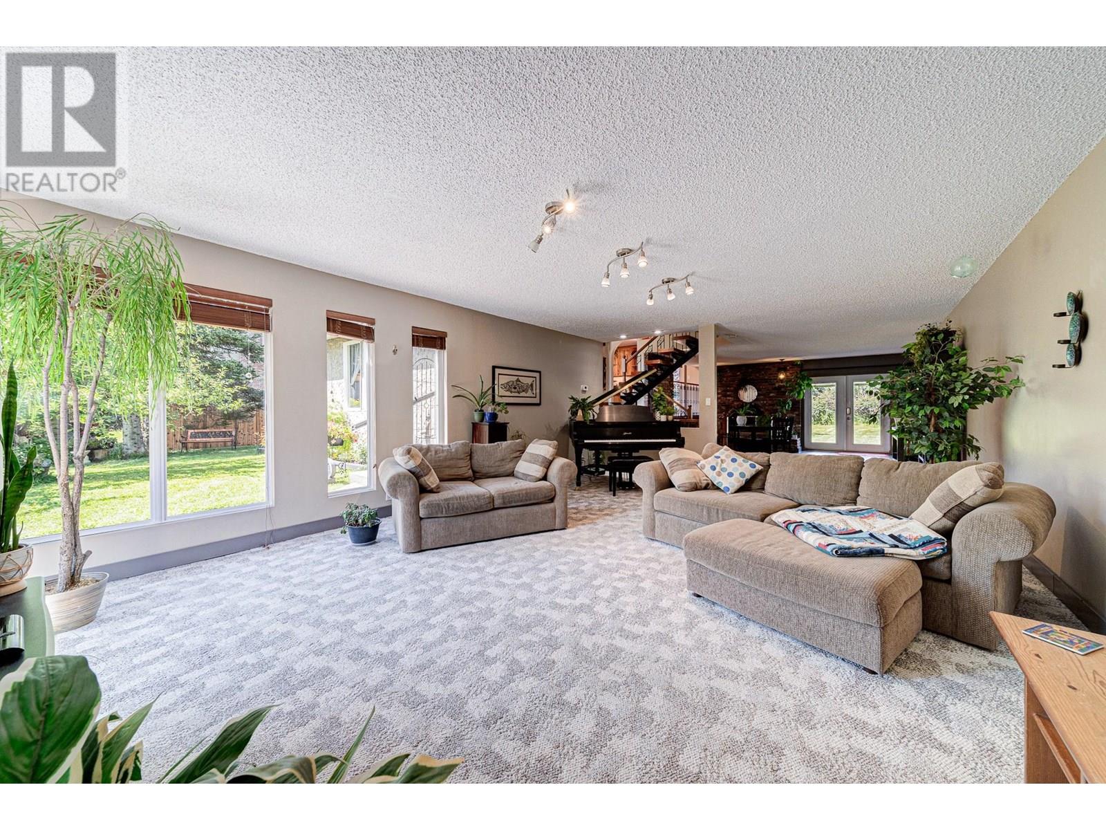 Photo 60 of 17 Pine Crescent, Fernie BC