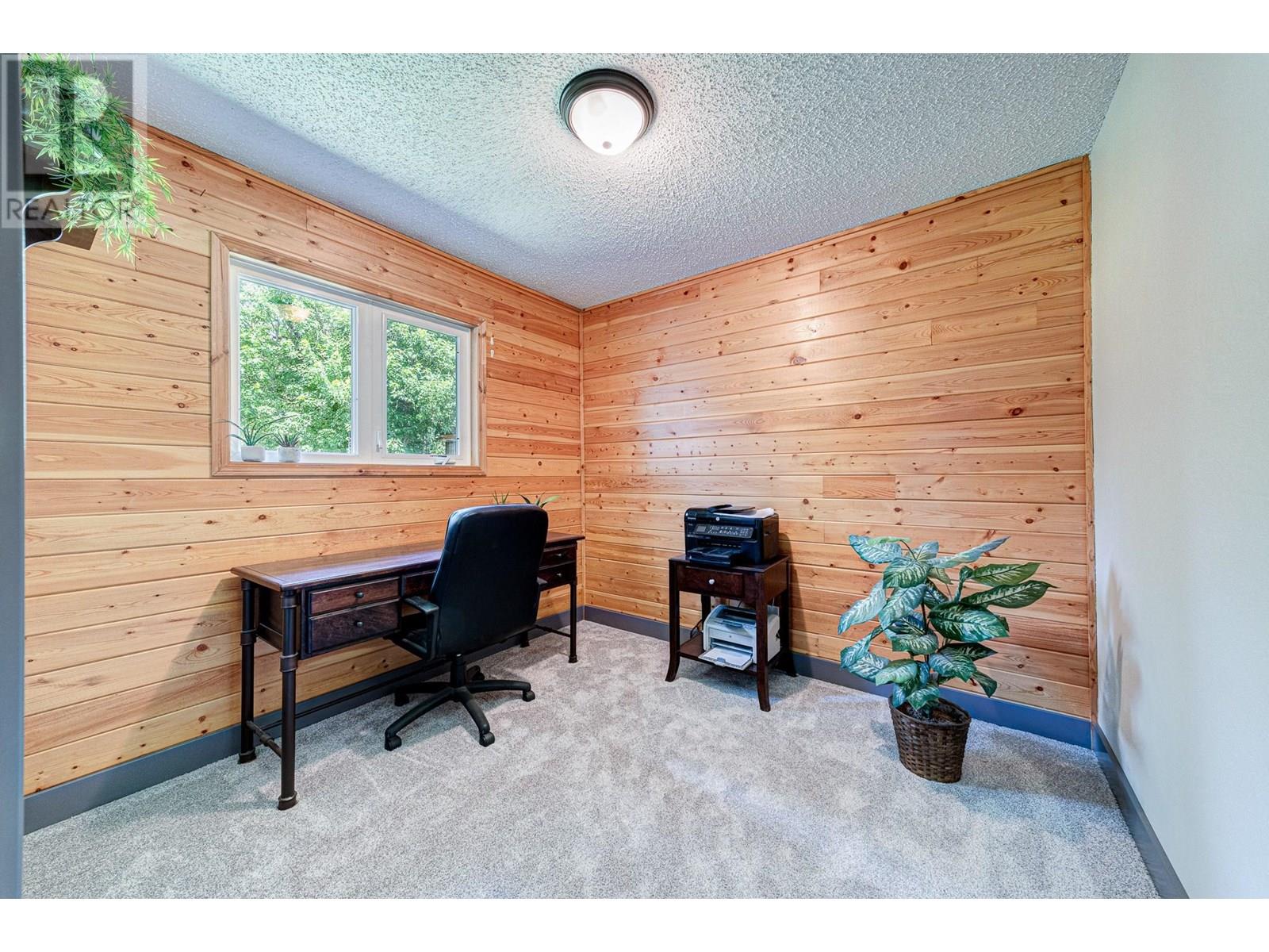 Photo 58 of 17 Pine Crescent, Fernie BC