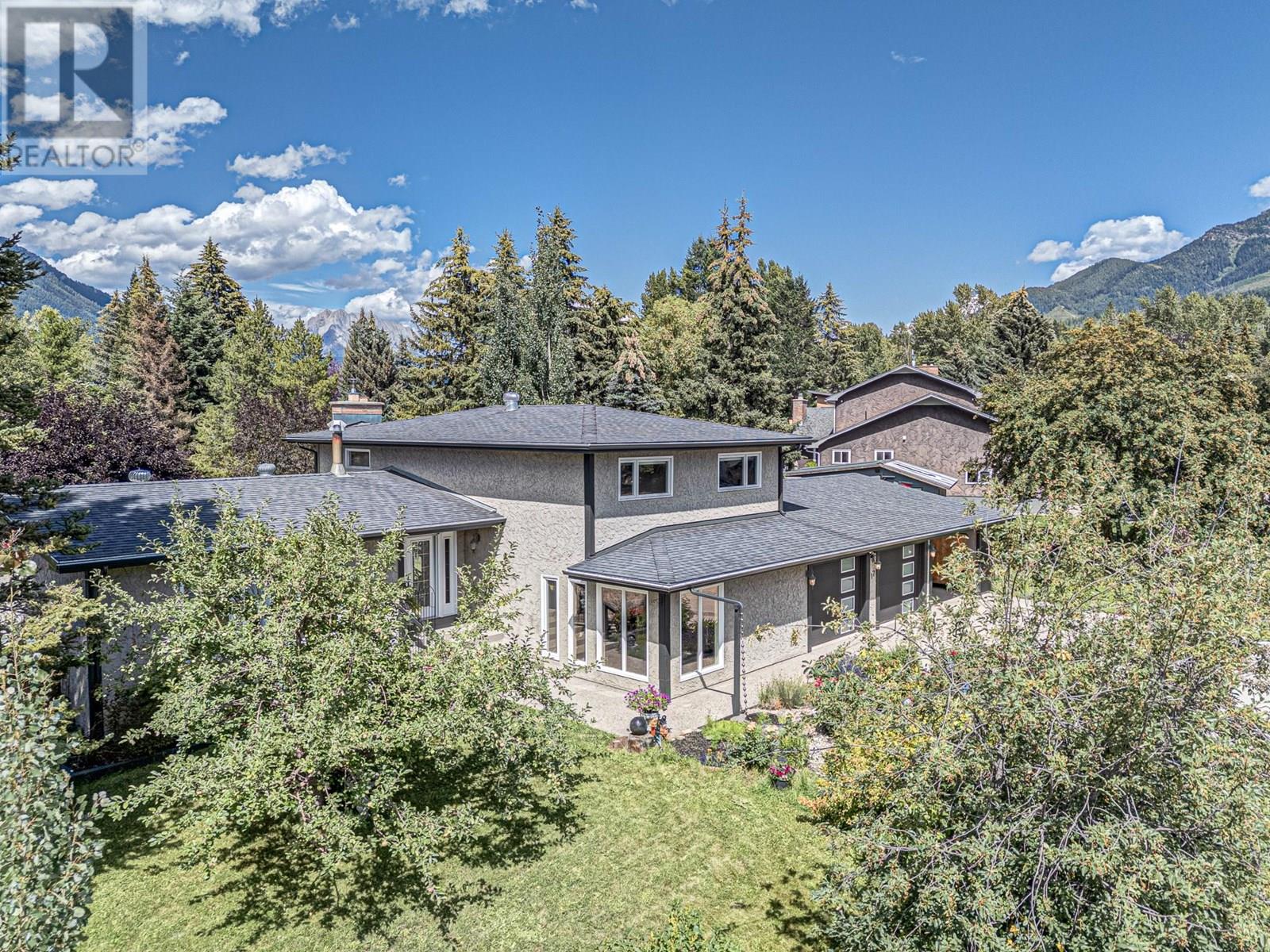 Photo 24 of 17 Pine Crescent, Fernie BC