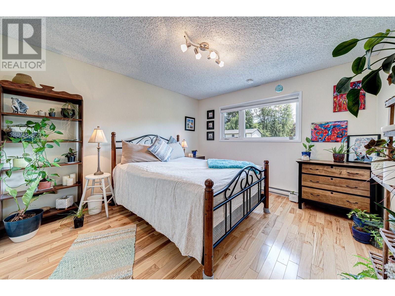 Photo 1 of 17 Pine Crescent, Fernie BC