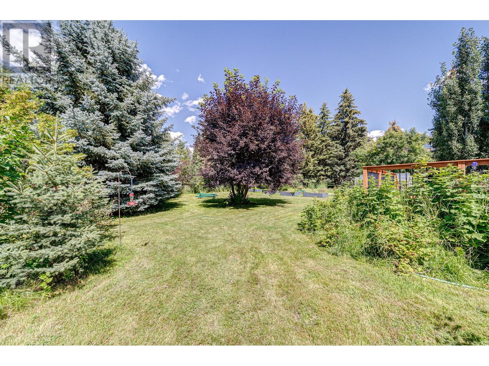 Photo 19 of 17 Pine Crescent, Fernie BC