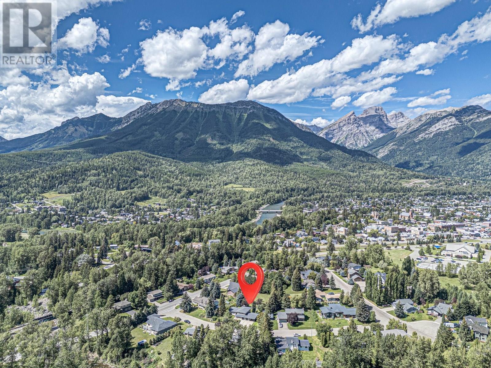 Photo 48 of 17 Pine Crescent, Fernie BC