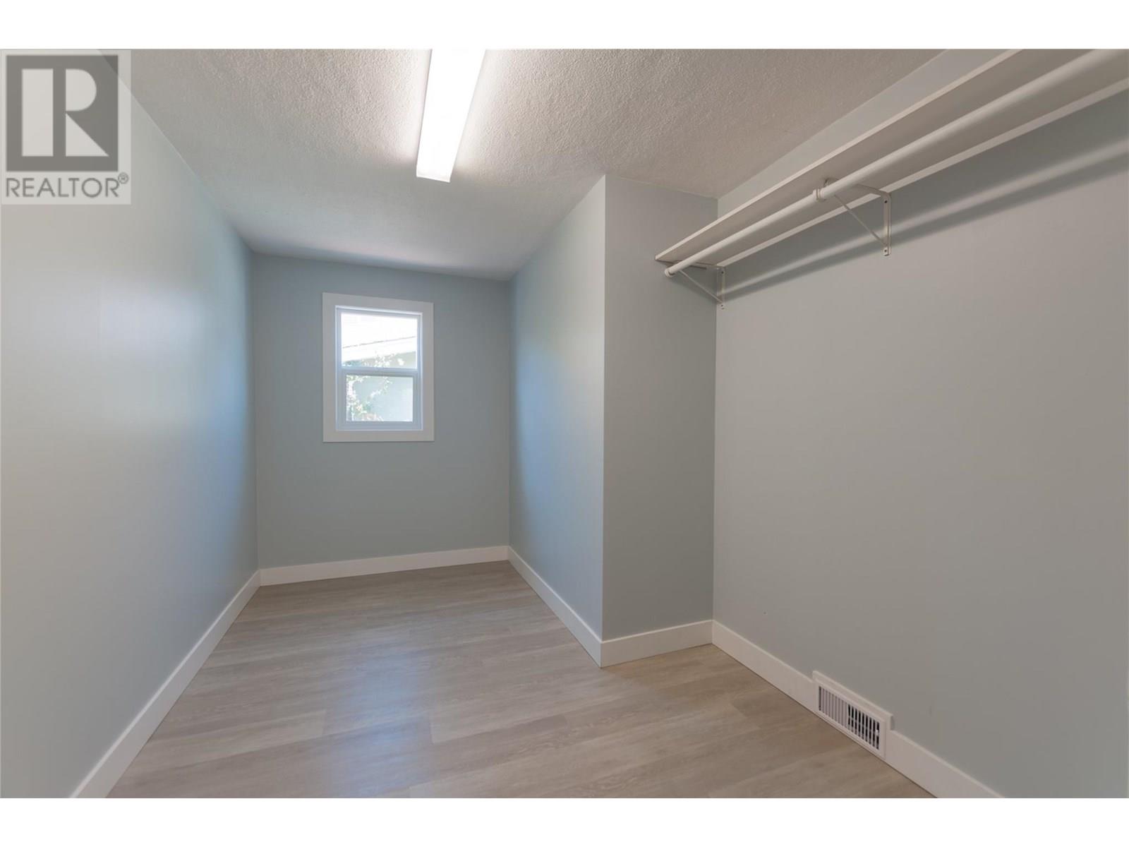 669 Haywood Street, Penticton