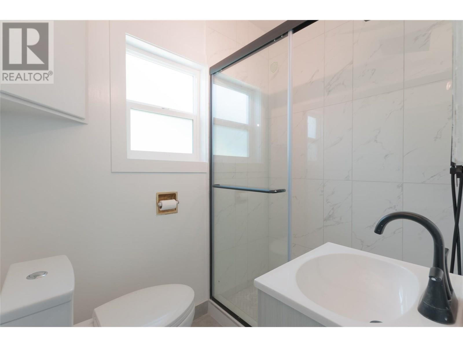 669 Haywood Street, Penticton