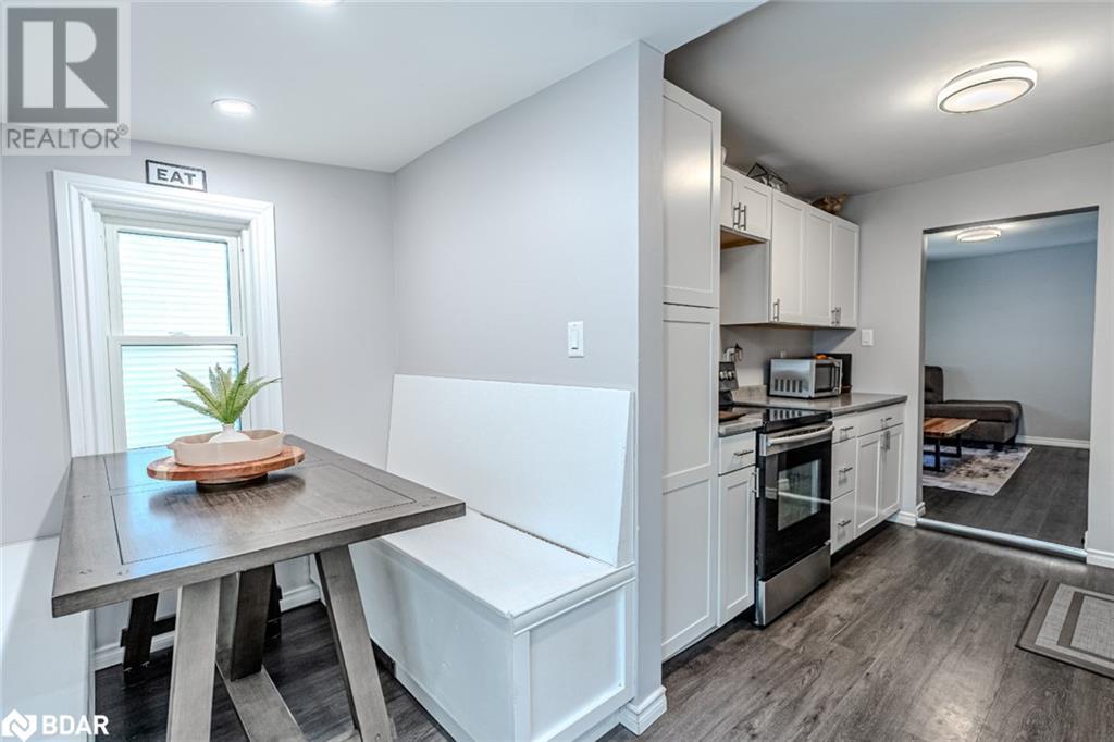 Photo 5 of 44 Adelaide Street, Barrie ON
