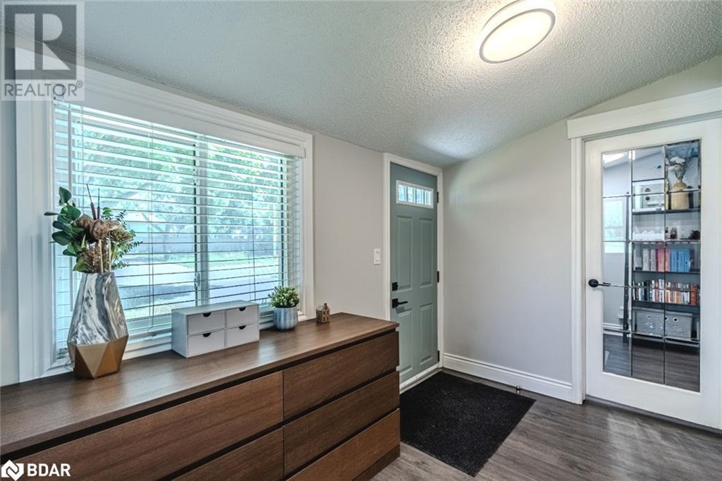 Photo 6 of 44 Adelaide Street, Barrie ON