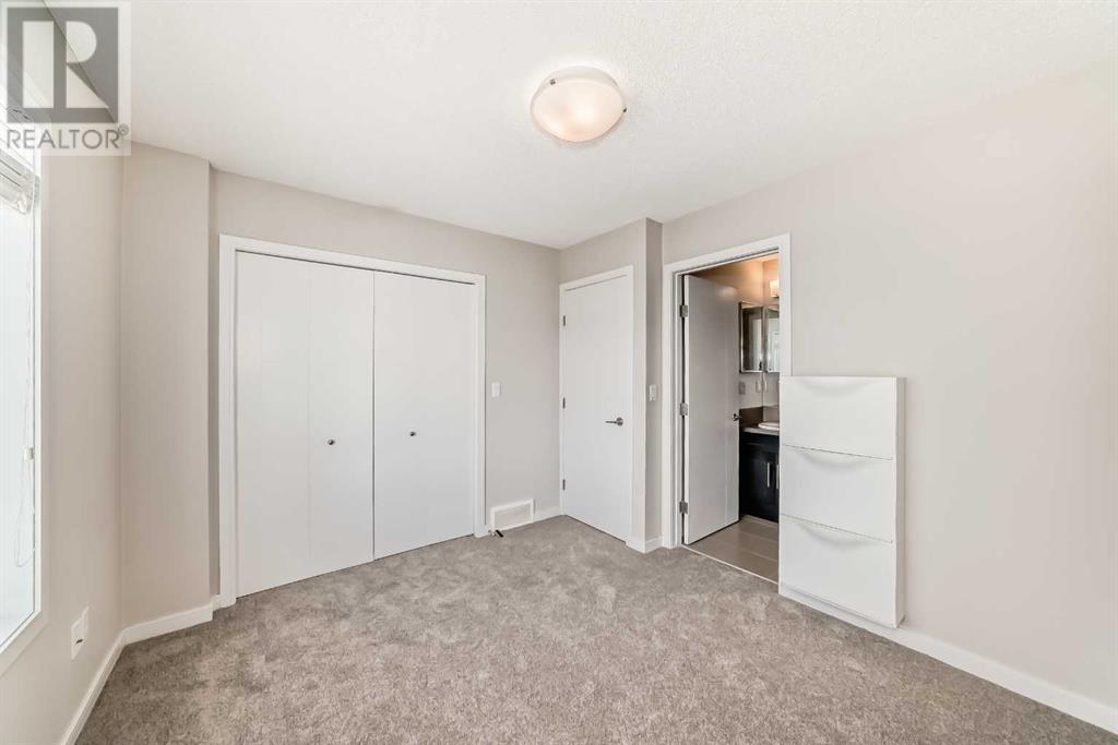 Single Family House for Sale in  Evansridge Common NW Evanston Calgary 