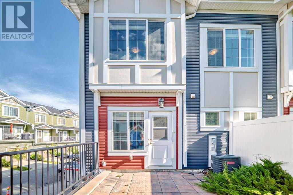 Single Family House for Sale in  Evansridge Common NW Evanston Calgary 